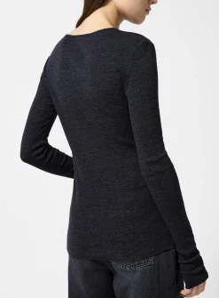 Amy 100% merino wool T-shirt