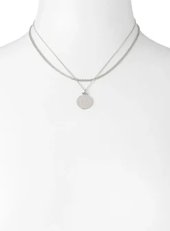 Antique pendant necklaces