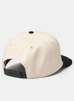 Barbed-logo cap