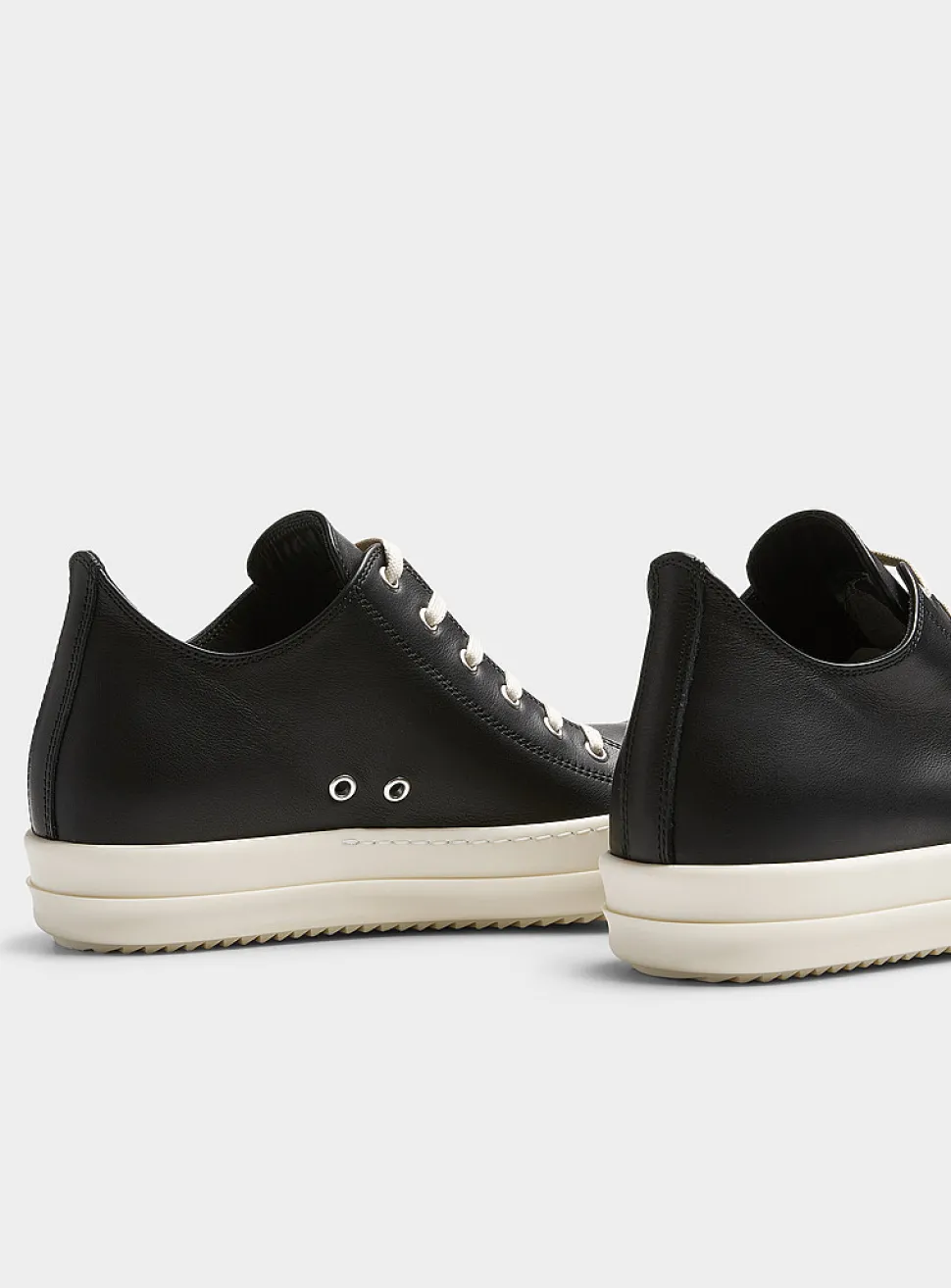 Black and white leather low-top sneaker