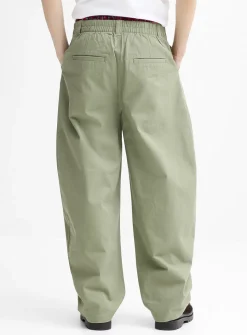 Brushed twill pleated chinos