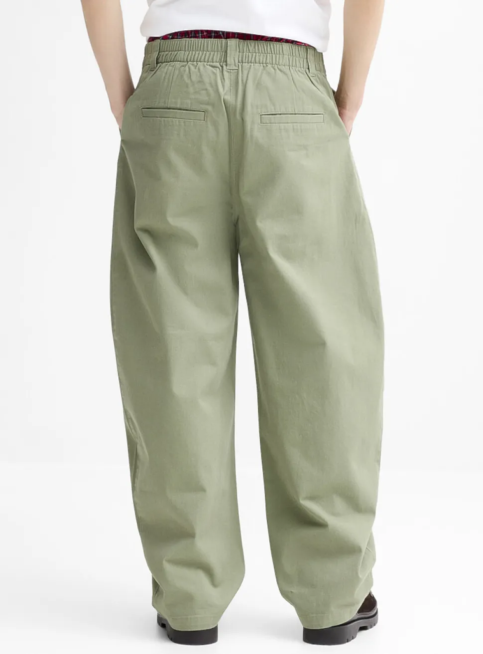 Brushed twill pleated chinos