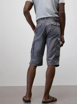 Cargo-pocket belted Bermudas