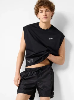 Cargo-pocket swim trunk