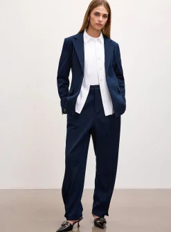 Chic cinched twill blazer