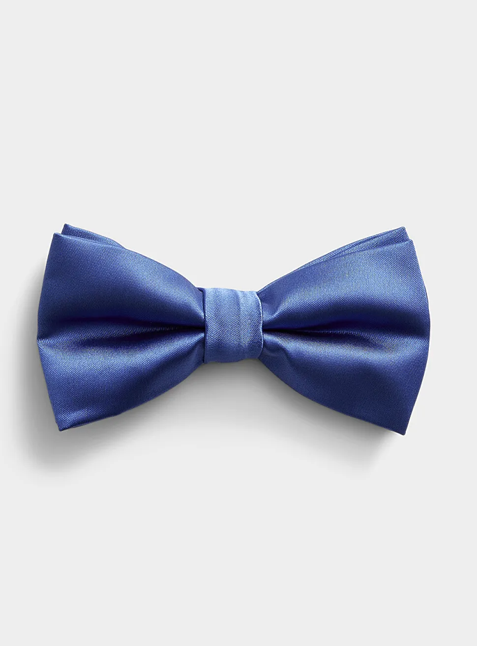 Classic bow tie