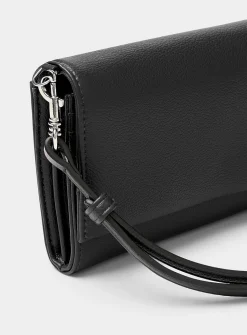 Crossbody pebbled bifold wallet