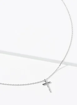 Cross pendant chain
