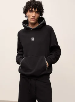 Daro contrast-embroidery hoodie