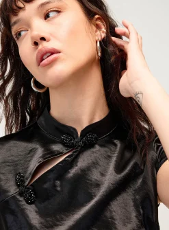 Decorative collar cap-sleeve minidress
