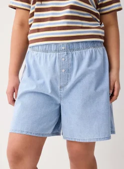 Elastic waist supple denim short