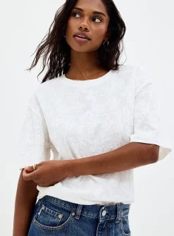 Embossed flowers T-shirt