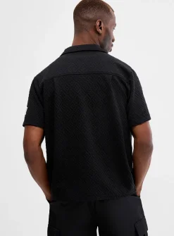 Embossed geo shirt