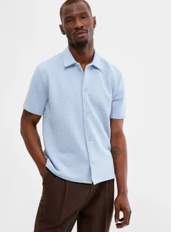 Embossed geo shirt