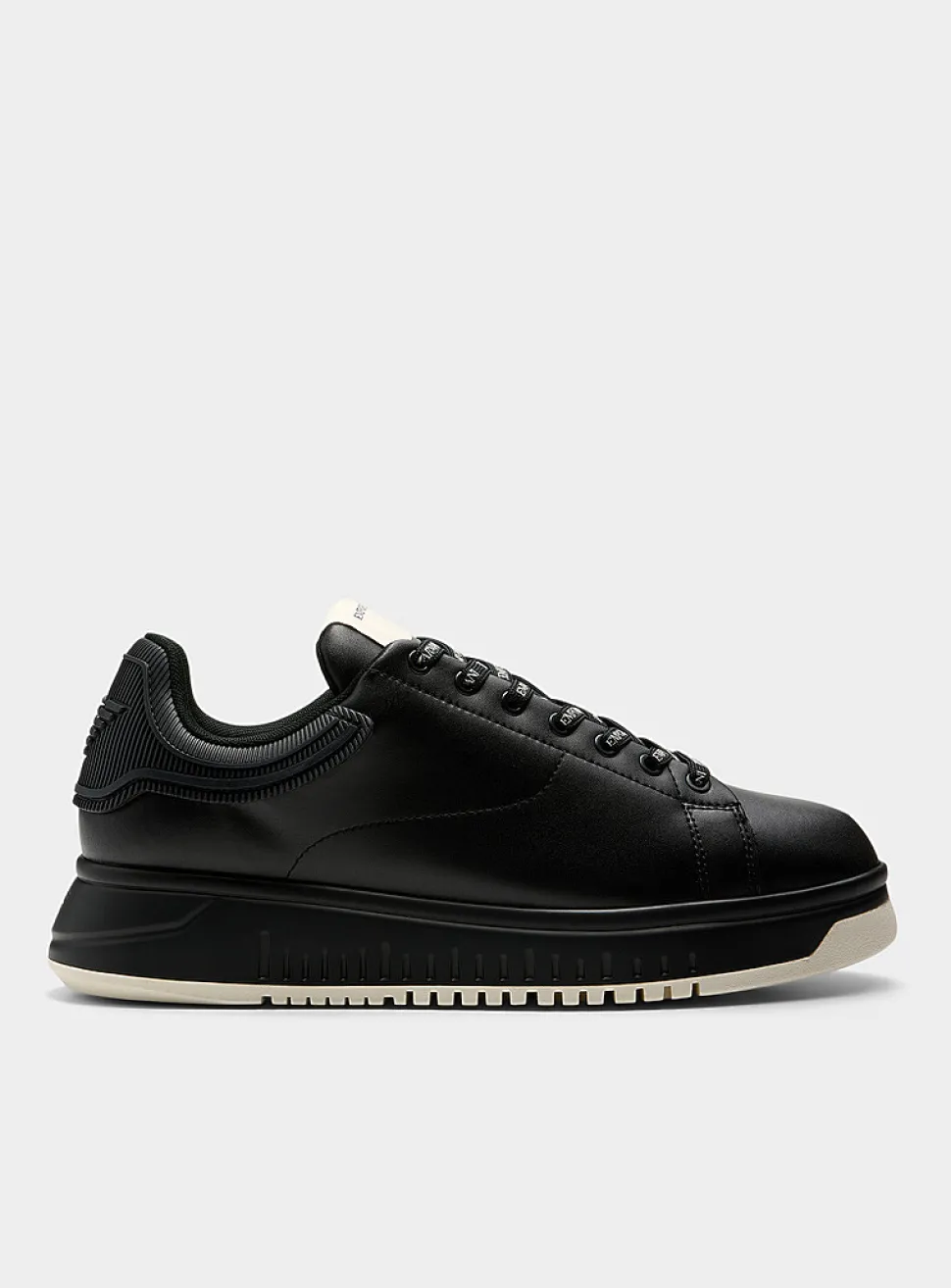 Embossed heel leather sneakers