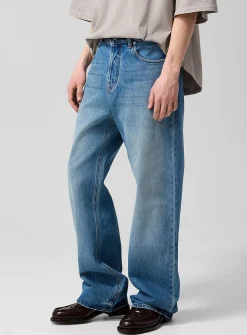 Embroidered pocket straight-leg de-Nîmes jean