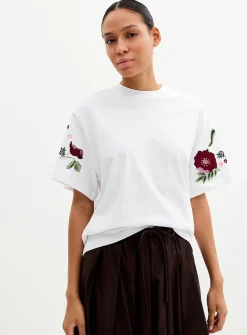 Embroidered sleeves loose T-shirt