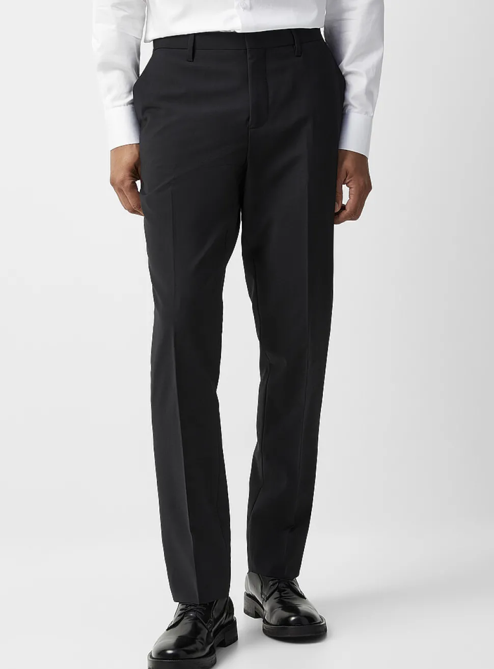 Essential wool-blend pant