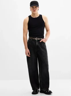 Faded black 5-pocket jean
