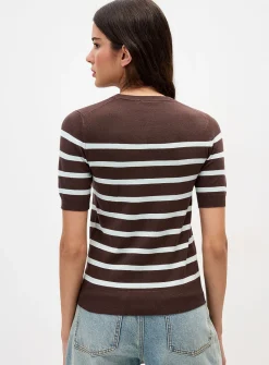 Fine-knit short-sleeve sweater