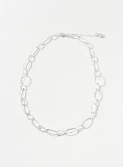 Fine oval-link chain