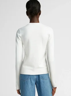 Fitted solid-colour crew-neck sweater