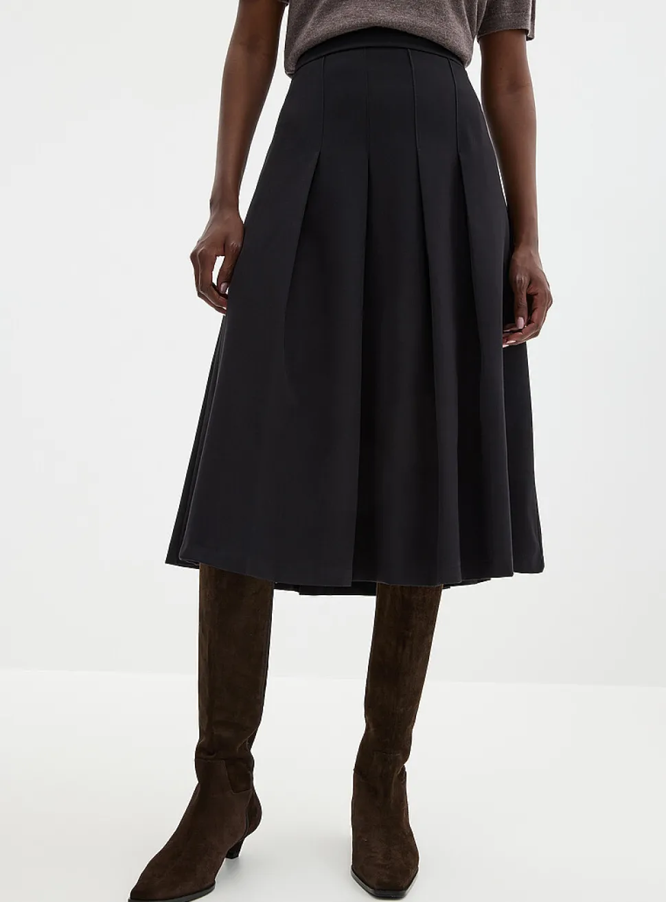 Flat pleats midi skirt