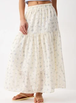 Flowers and embroidery maxi skirt