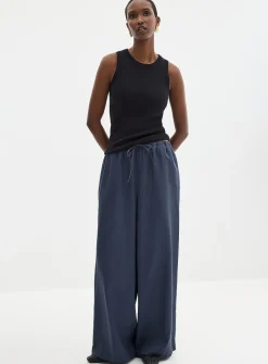 Flowy lyocell elastic-waistband pant