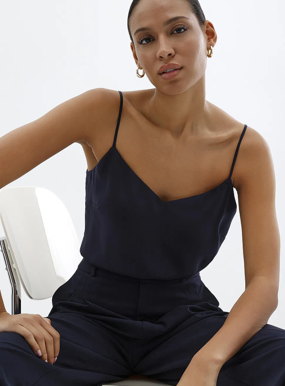 Flowy satiny cami