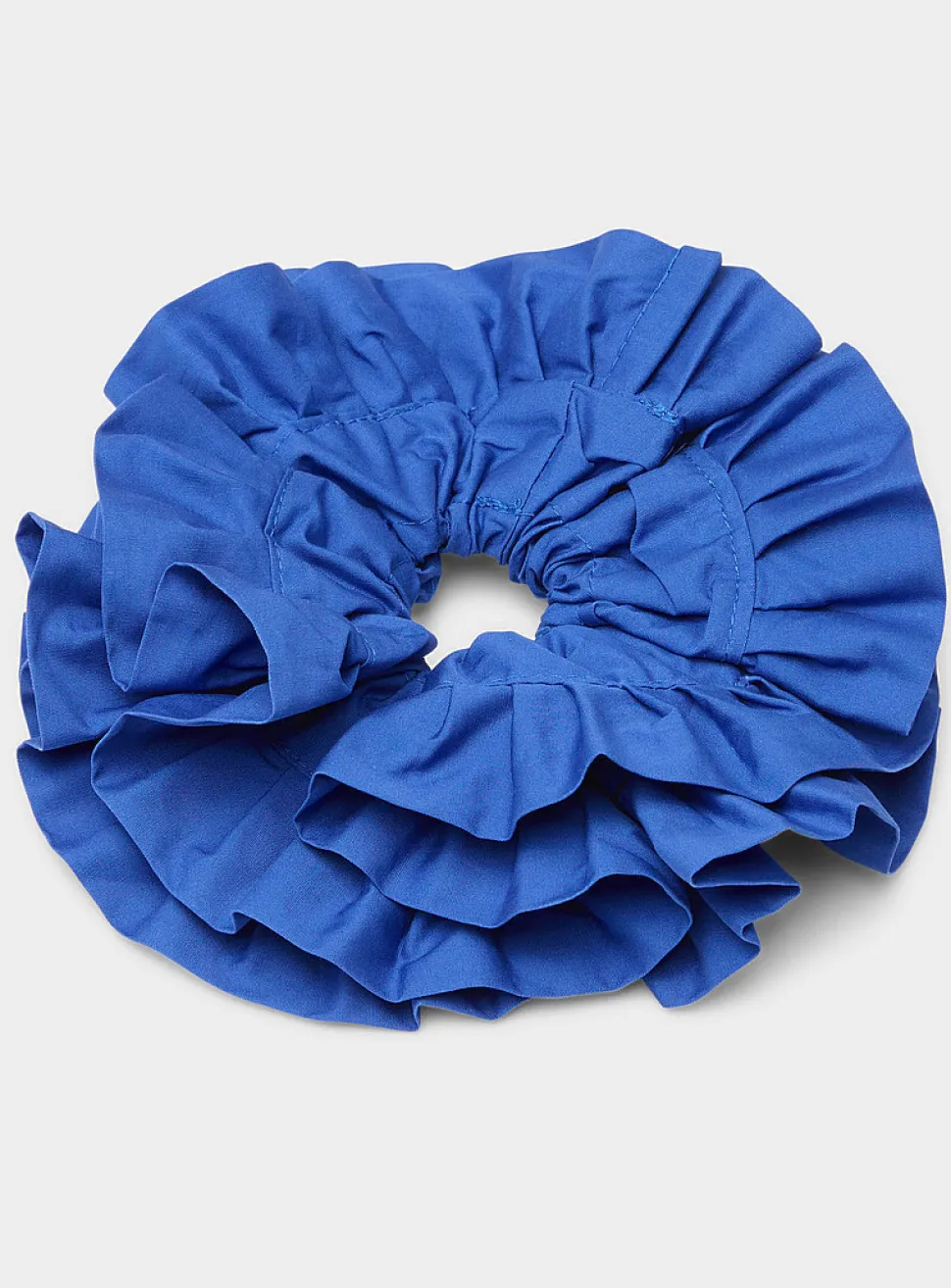 Giant monochrome ruffled scrunchie
