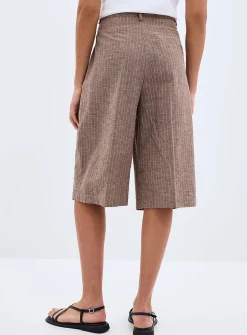 Ginevra pinstriped cappuccino Bermuda short