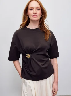 Golden pin gathered waist casual T-shirt
