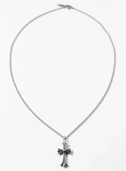 Grooved cross pendant necklace