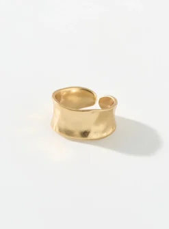 Hammered ring