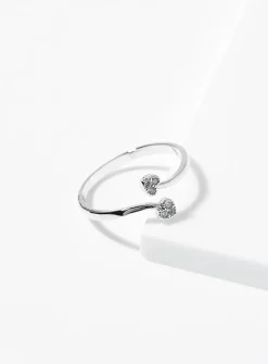 Heart to heart ring