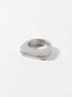 Hollywood crystal ring