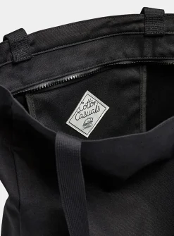 Inga solid zip tote