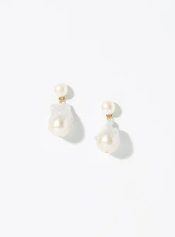 Josefina pearl earrings