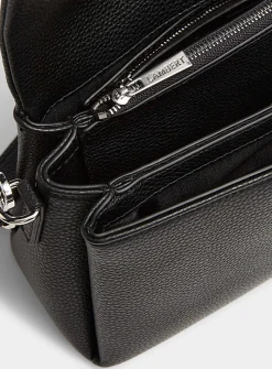 Judy flap bag