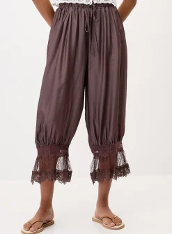 Lace ankle bloomer pant