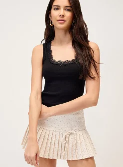 Lace collar cropped cami