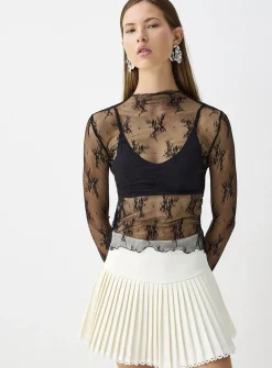 Lace mock neck t-shirt