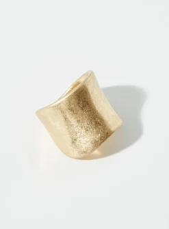 Large brushed ring