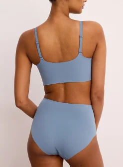 Laser-cut stretch high-waist classic hipster