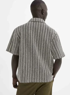 Lattice crochet-knit shirt