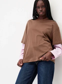 Layered shirt effect T-shirt