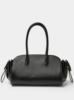 Leather adjustable strap handbag