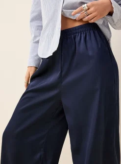 Lightweight satin wide-leg pant