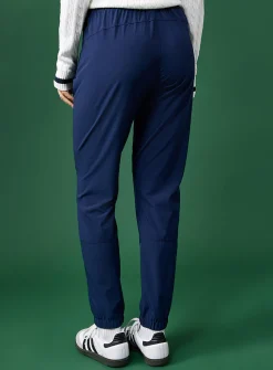 Lightweight stretch fabric joggers